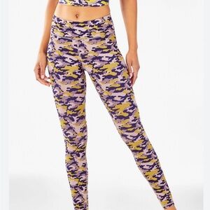 Fablectics Mid-Rise Cheetah Printed Heathered Legging Size Small